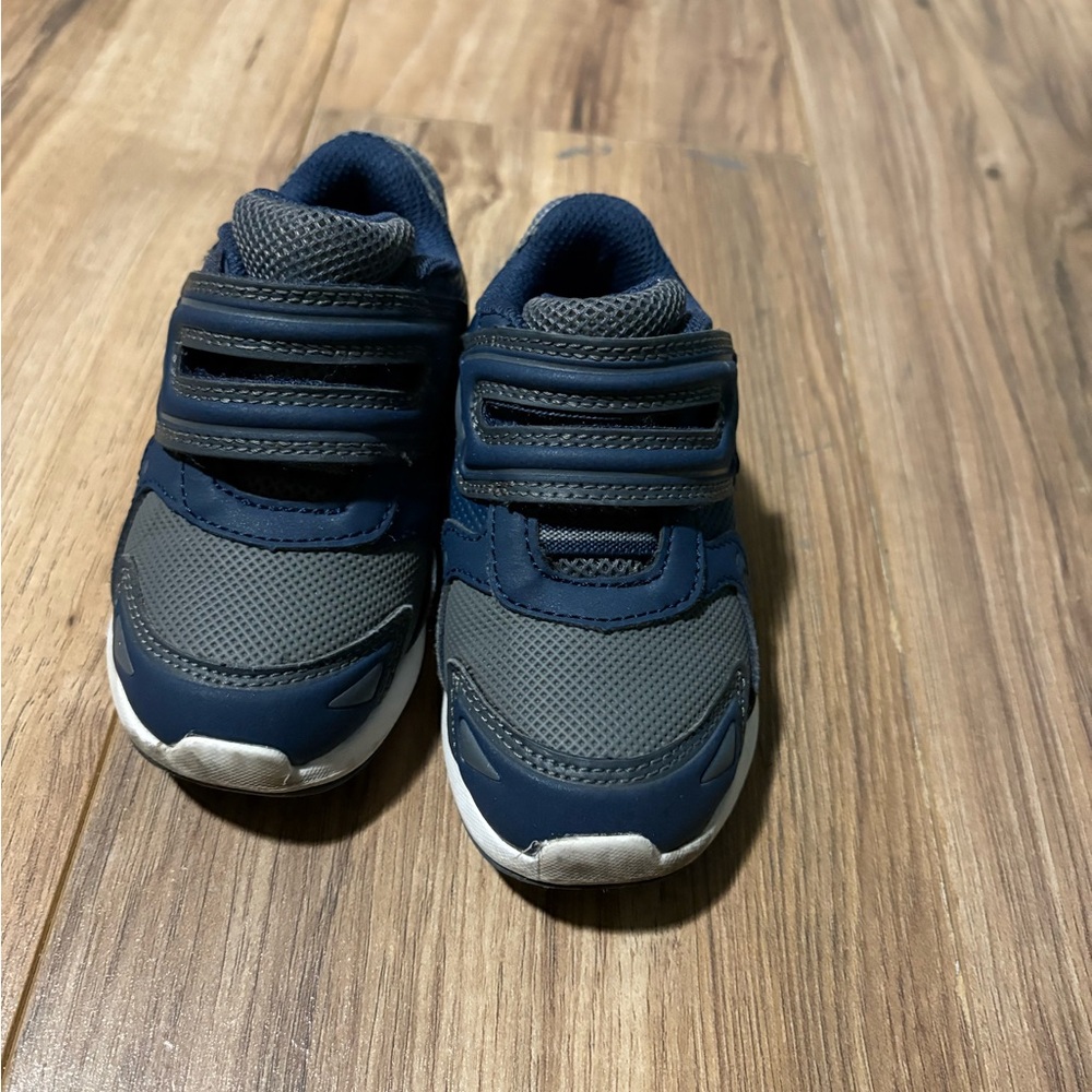 Toddler shoes